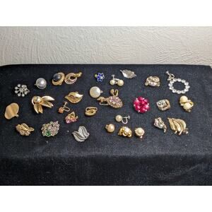 Lot of Vintage Single Earrings